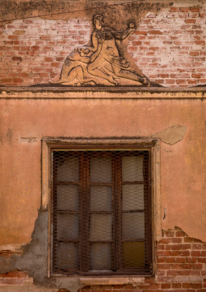 Old Italian Plasterwork In Asmara, Eritrea, 10/05/2007 (photo)