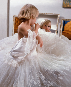 Girl dresses up, England, Great Britain, 1976 (photo)