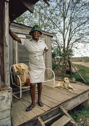 Proud woman returning after work to her shack in Beulah, MS, a Mississippi Delta town…, 1973 (photo)