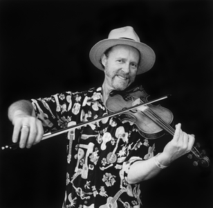 Joe Craven, Lakeville, California, 2008 (b/w photo)