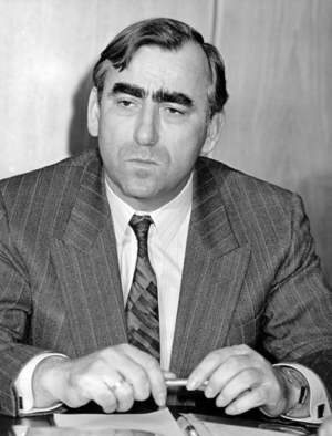 Dr. Theo Waigel, ca. 1986 (photo)