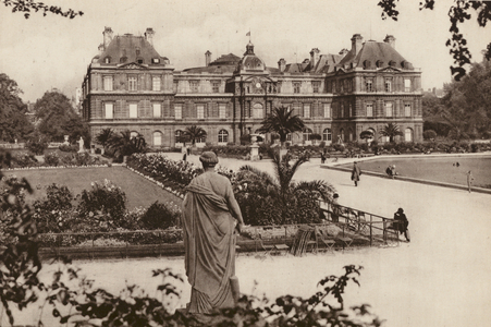Paris: Le Senat, Palais du Luxembourg, construit pour Marie de Medicis; The Senate, Luxembourg-Palace, constructed for Mary of Medicis (b/w photo)