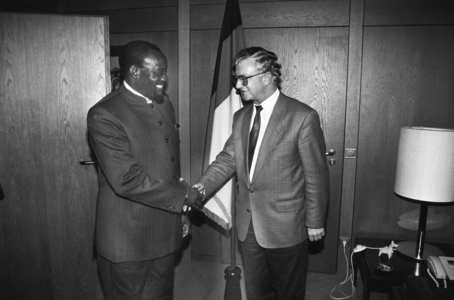 Visit of UNITA President Savimbi to Europe, 1991 (photo)