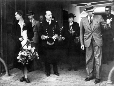 Charlotte of Luxembourg and her husband Prince Felix of Bourbon-Parma, 1940 (b/w photo)