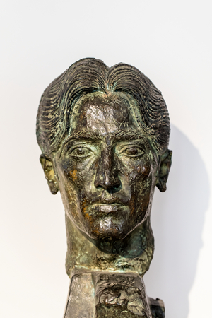 Bust of Krishnamurti, 1927-28 (Bronze)