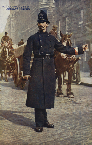 Traffic duty at Ludgate Circus (coloured photo)