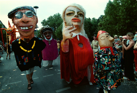 Carnival of Cultures dolls, Carnival of Cultures, street festival at Pentecost ..., 2000 (photo)