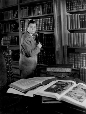 Stuart Erwin, on-set of the Film, "He Learned about Women", Paramount Pictures, 1933 (b/w photo)