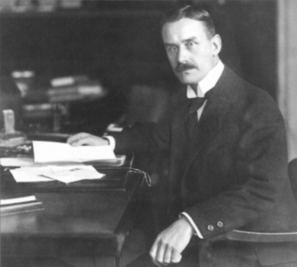 Thomas Mann (b/w photo)