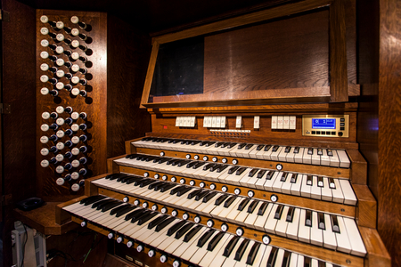 Organ keyboards (1874).
2016 (photo)