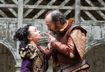 Taming Of The Shrew t the Shakespeare Globe Theatre, 2012 (photo)