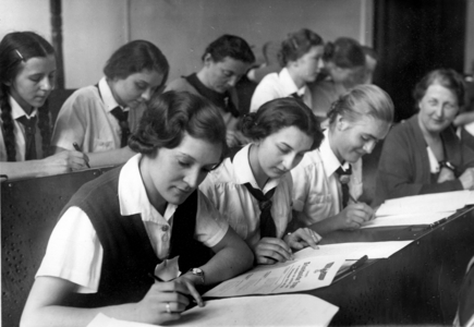 III Reich - Reichsberufswettkampf, 1937 (photo)