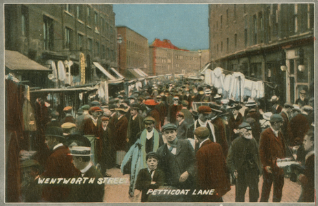 Wentworth Street, Petticoat Lane, London (photo)