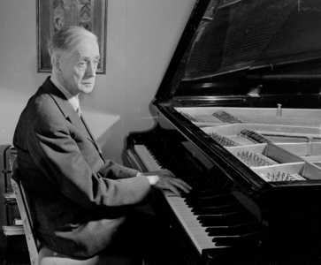 19510419: Fartein Valen, Norwegian composer …, 1951 (photo)