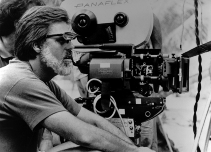 Taylor Hackford on set of AGAINST ALL ODDS 1984 (photo)