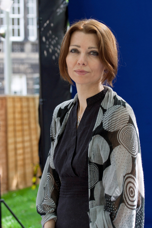 Elif Shafak at Edibburgh International Book Festival 2012 (photo)