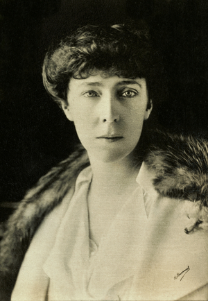 Portrait of Elisabeth of Belgium (photo)