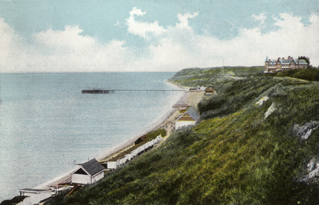 Totland Bay (photo)