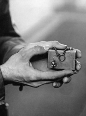 Secret camera on a watch chain, 1898