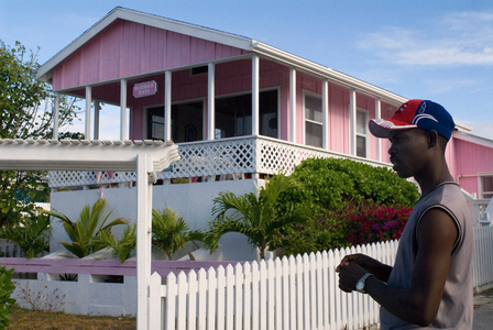 Typical loyalist house, Hope Town, Elbow Cay, Abacos, Bahamas (photo)