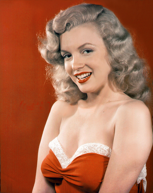 Marilyn Monroe, 1940s (photo)