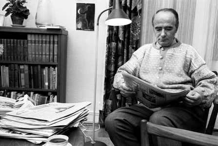 Oslo December 1966 The relevant party chairman of the Labor Party, Trygve Bratteli, follows a whole day, from morning to evening …, 1966 (photo)