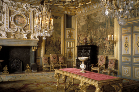 Magnificent interior of Fontainebleau Castle, building, inside, interior view; ..., 1998 (photo)