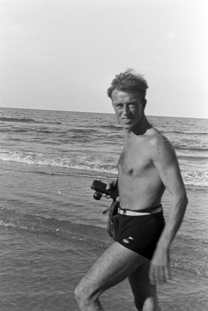 Vacation at the Baltic Sea, Germany 1930s (b/w photo)