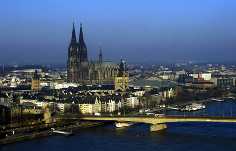 Cologne panorama, 1995 (photo)