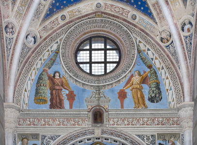 Angels with red shields and decorations