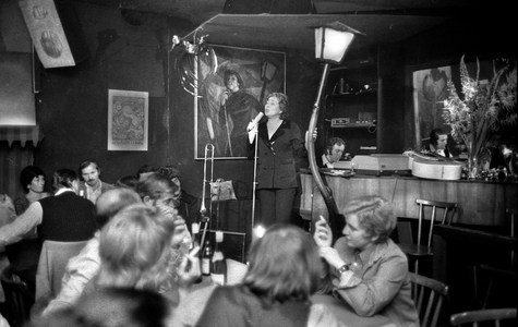 Gisela Jonas Dialer 1929 2014 called Schwabinger Gisela, chanson singer ..., 1972 (photo)