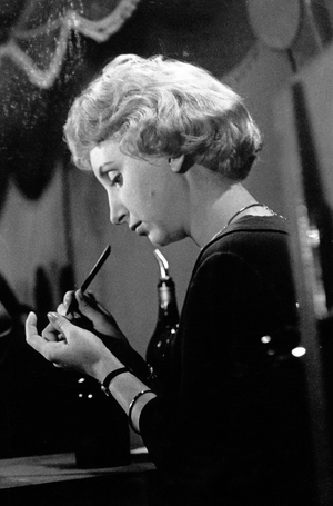 German cabaret artist Edith Hancke, Germany 1960s