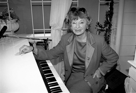 1994 Rome, Inge Schönthal Feltrinelli (b/w photo)