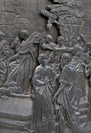 Base representing Alessandro Farnese receiving the ambassadors of Queen Elisabeth of England, detail of the Statue of Alessandro Farnese