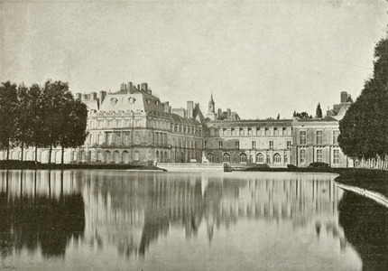 Fontainebleau, Vue de la Piece d'Eau (b/w photo)