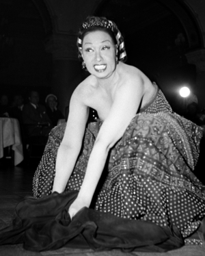 Oslo 195403. Josephine Baker has come to Oslo again. At Bristol, she welcomes her …, 1954 (photo)