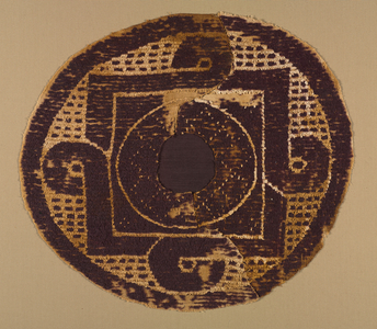 Looped Roundel from a Blanket or Cover, 300s-400s (tapestry weave with supplementary weft wrapping, un-dyed linen & dyed wool)    