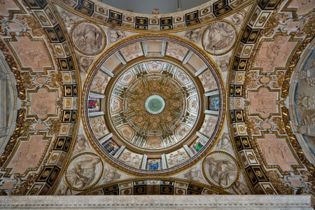 Genoa, Duomo (St Lawrence Cathedral), the Chapel of St John the Baptist: zenithal view of the dome