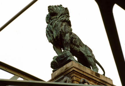 Art Nouveau : Nussdorf bridge, Wien, Austria