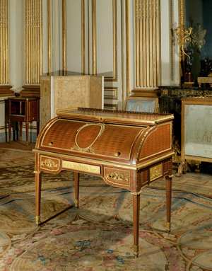 Rolltop writing desk of Queen Marie-Antoinette, Paris ...