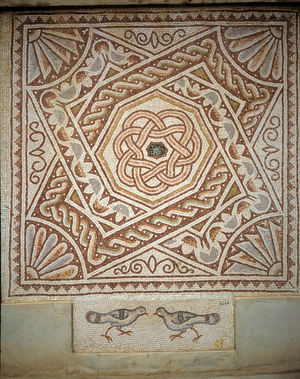 Mosaic , symetrical design , pigeons - birds . Bosra.