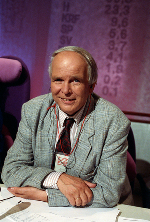 Oslo 19910909: Municipal and county elections 1991. Helge Seip in NRK TV studio ..., 1991 (photo)