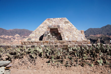 Monument To The Archaeologists Juan Ambrosetti & Salvador De Benedetti (photo)