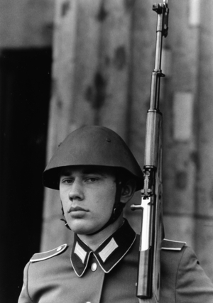 Soldier of the NVA in East Berlin, 1990 (photo)