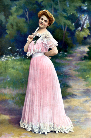 French fashion in 1902 (print)