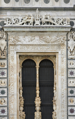 Window, detail of the exterior of Certosa di Pavia, Province of Pavia, Lombardy, Italy (photo)