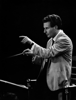 Sir Colin Davis conducting