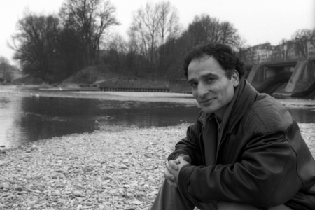 Bank robber Dimitri Todorov after his early release from prison at the ..., 1993 (photo)