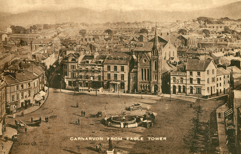 Carnarvon from Eagle Tower (b/w photo)