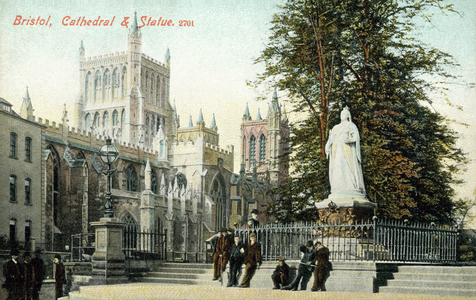 Bristol, Cathedral and Statue (colour photo)